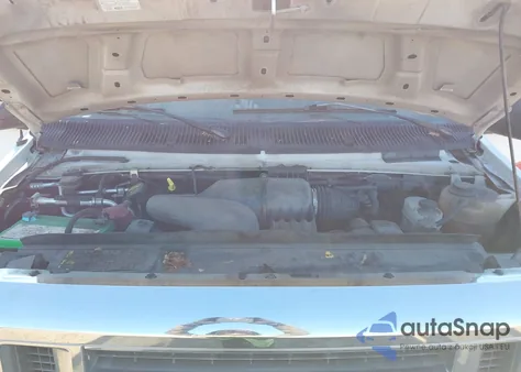 2011 Ford E-350 Super Duty Xlt z USA, uszkodzony, nr VIN 1FBNE3BL3BDA53064